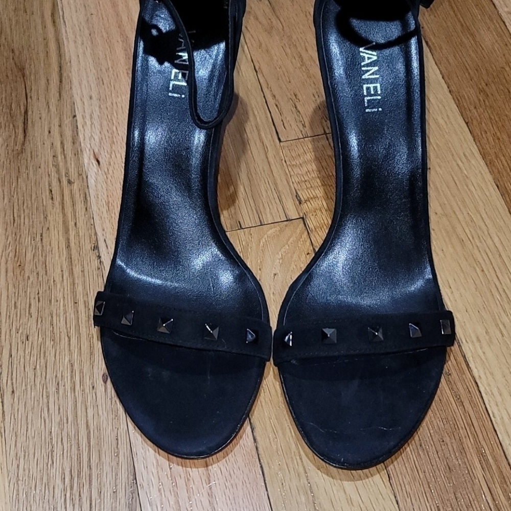 Vaneli Tulla Sandals - Picture 12 of 14